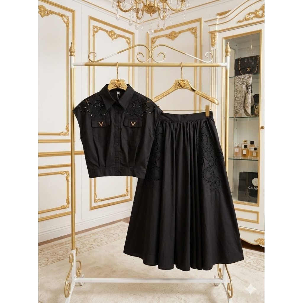 One Set Black Kemeja + Skirt