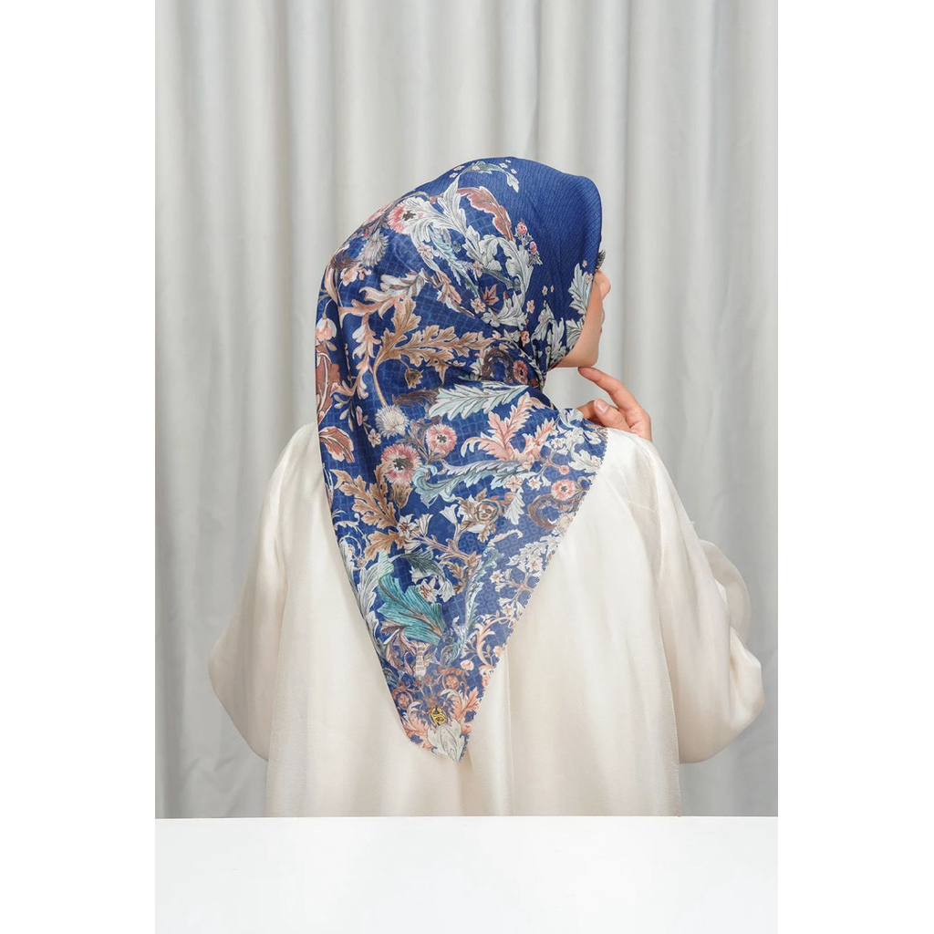 Ori Buttonscarves Royale azure