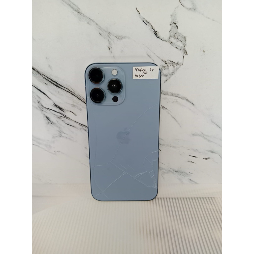 Iphone xr 128gb inter Fullset, Hb 81% orian Custom housing 13 pro Minus backdoor retak seperti di fo
