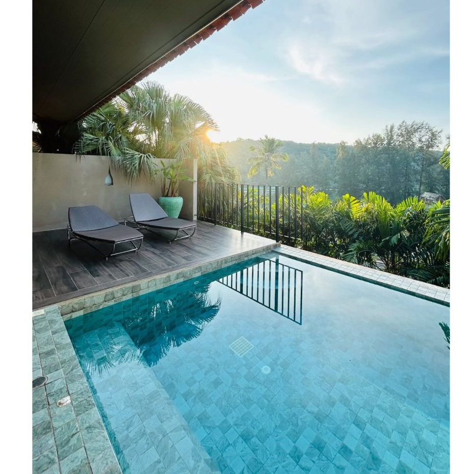 Keramik Lantai Dinding Kolam Renang Hijau Pool Tile Motif Batu Alam Matte Surface Mosaic Mozaic Mosa