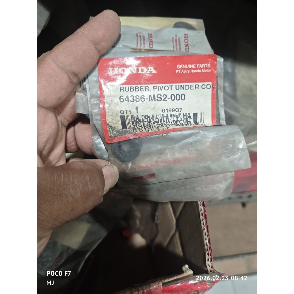 64386MS2000 / KARET BANTALAN VISOR TIGER REVO