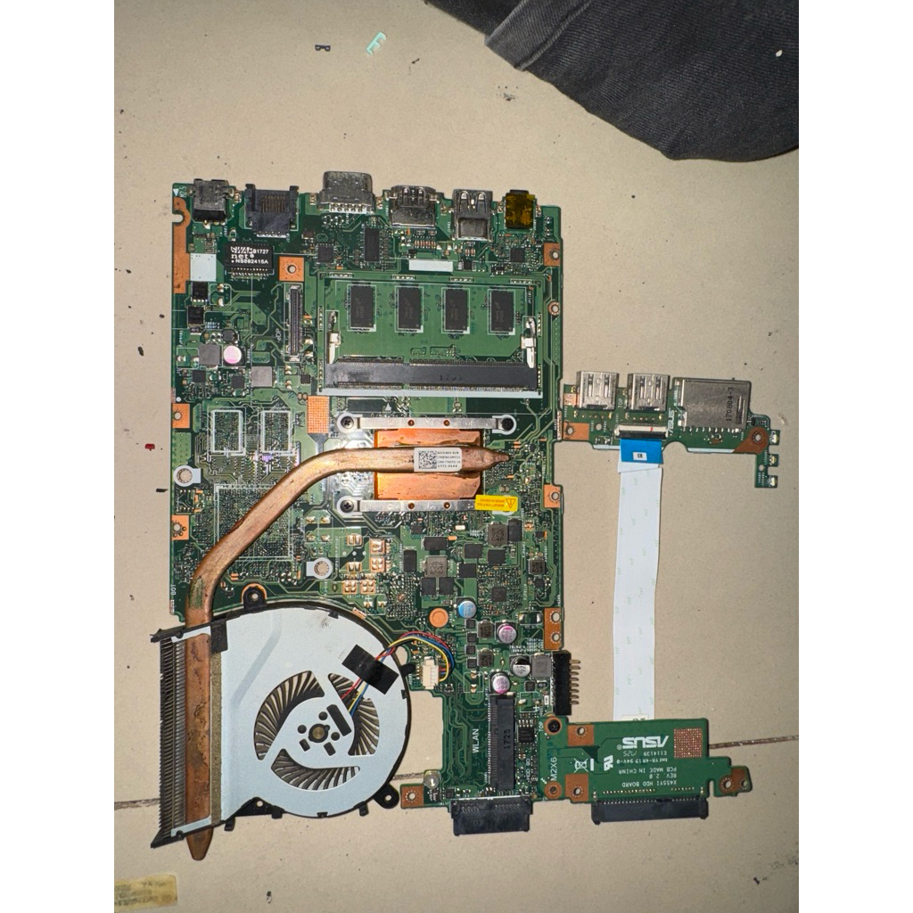 mainbord Asus X454Y Amd E1 kondisi mati belum pernah servis