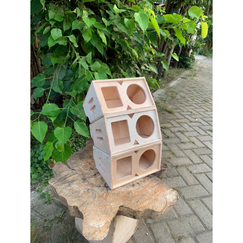 BOX SPEKER 4 INCH MODEL LINE ARRAY