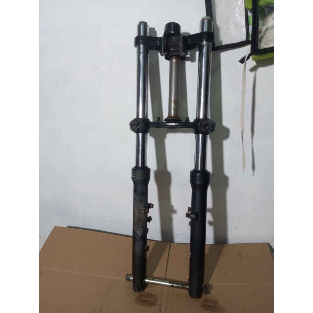 SHOCK DEPAN NINJA RR NEW ORIGINAL SHOWA COPOTAN