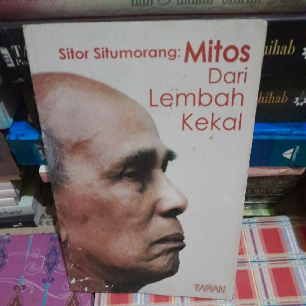 original sitor Situmorang mitos dari Lembah kekal