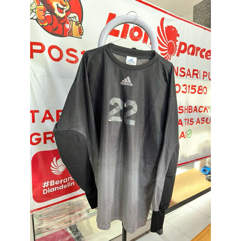 KDL-378 Original Adidas template, bisa dijadikan kiper timnas Canada