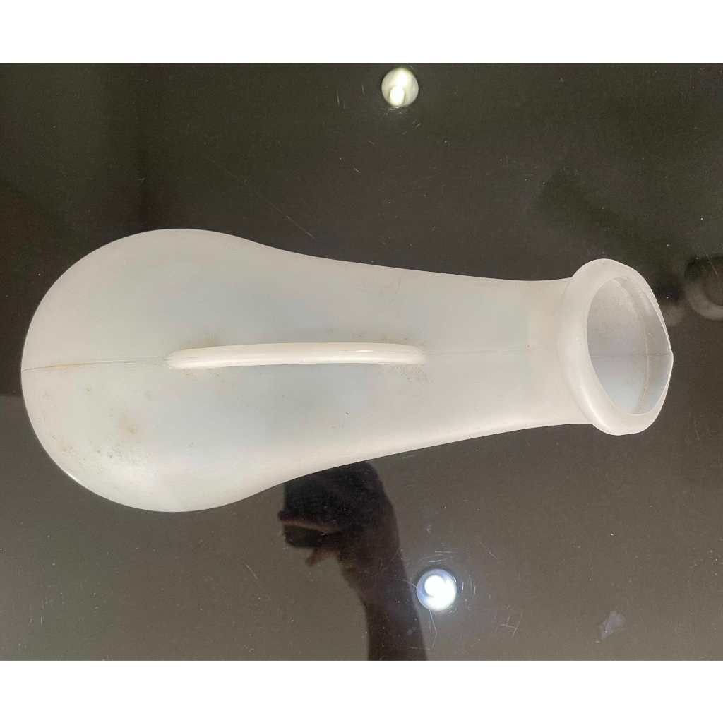 Pispot Wanita Plastik Tempat Urine Urin Kencing Murah untuk Lansia