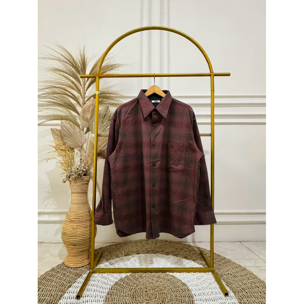 Jaket Uniqlo U motif veterano (size besar)