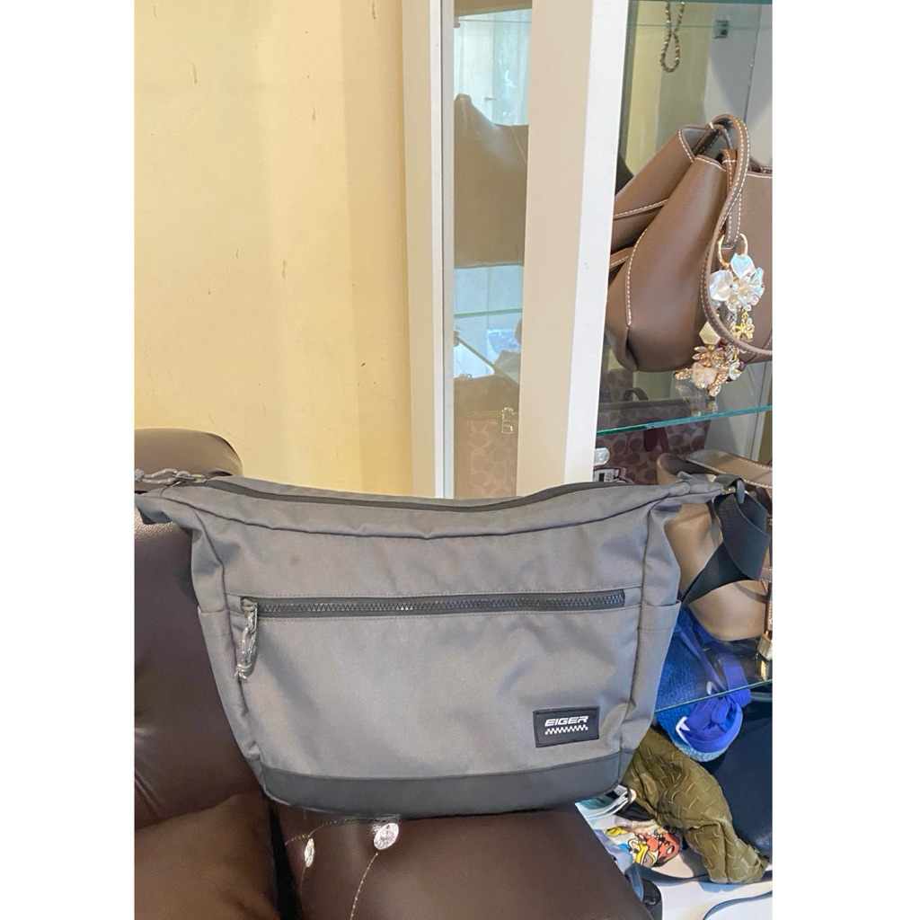 Tas Eiger Pria preloved
