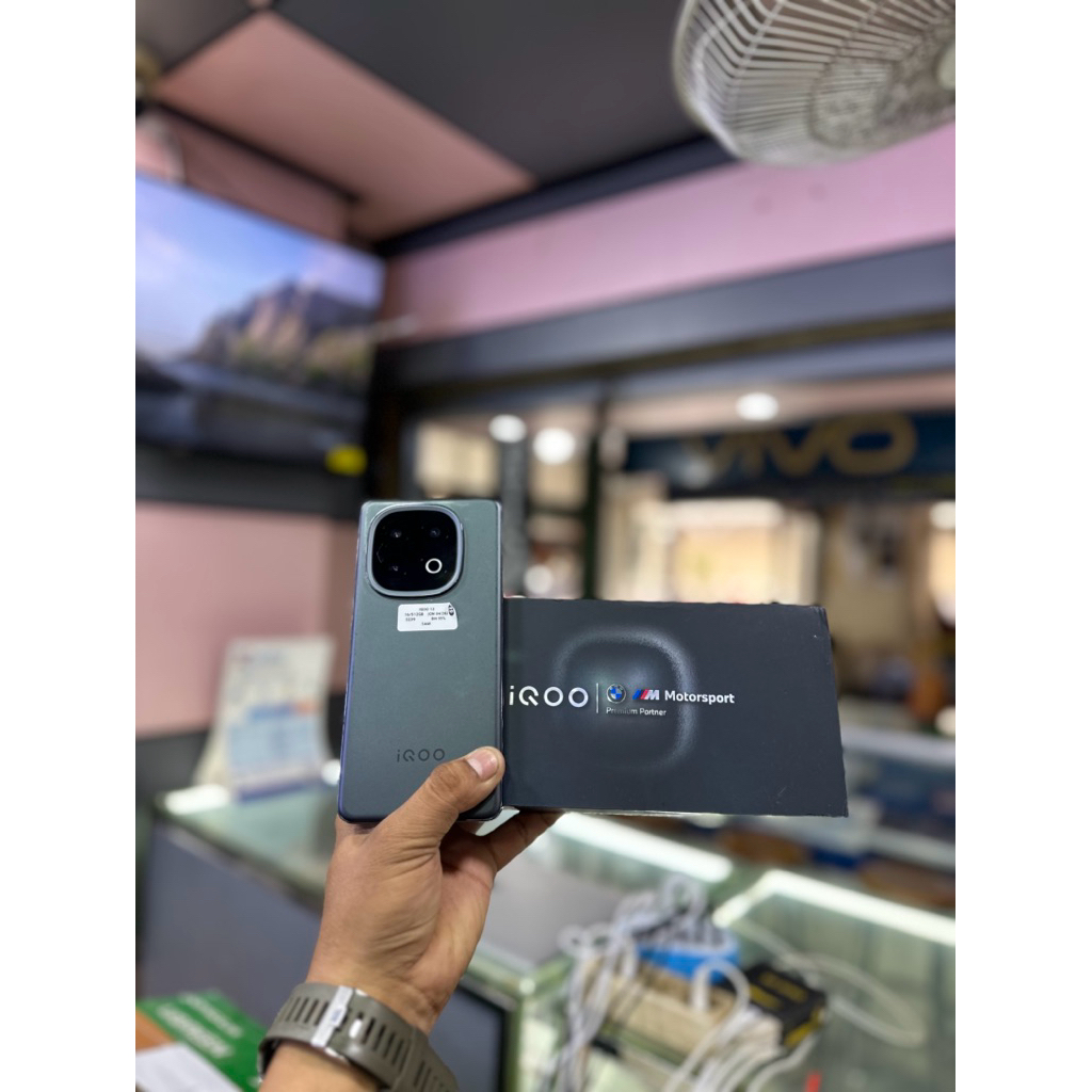 Iqoo 13 16/512Gb Fullset Original Garansi on