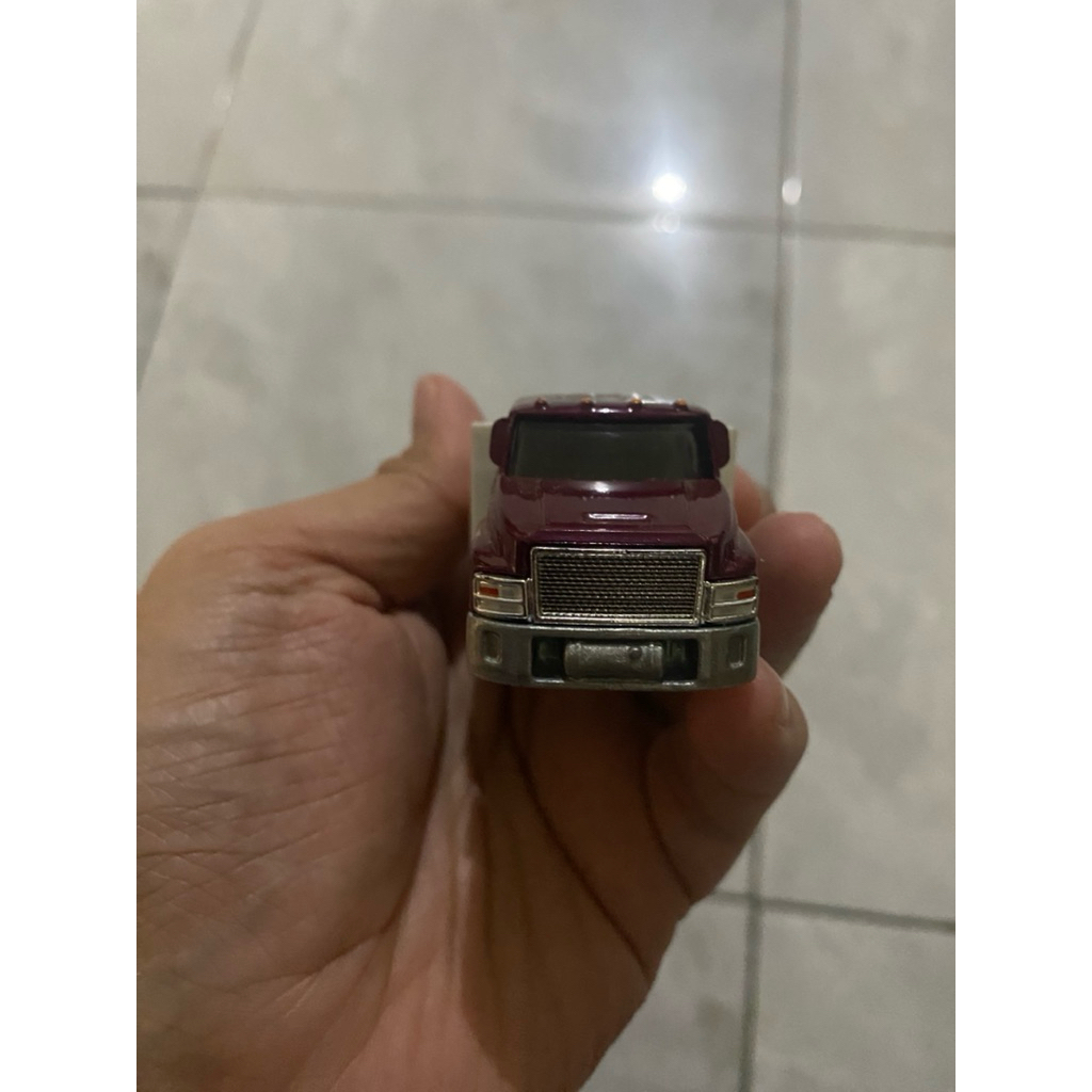 Hot Wheels  Truck Towing