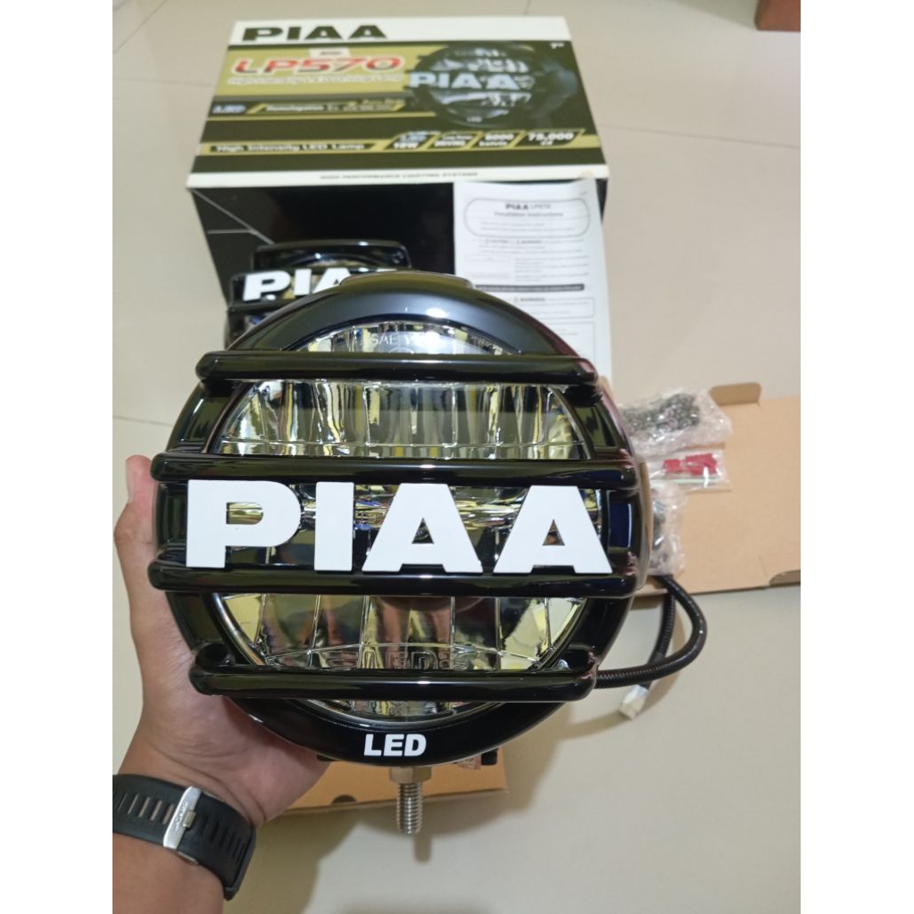 Lampu Tembak PIAA LP570 | Lampu Kabut Mobil Offroad SUV 7" Inch Original PIAA LP570