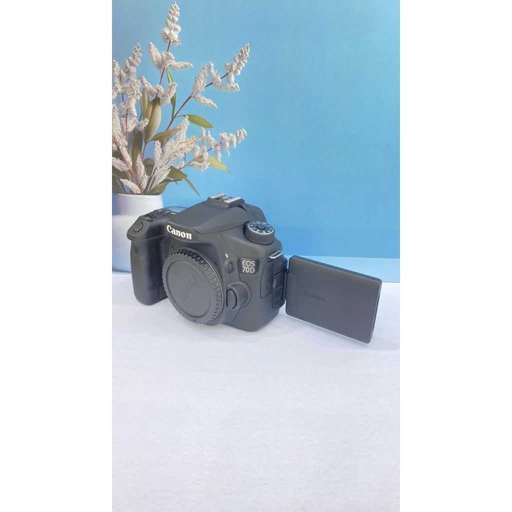 Canon DSLR 70d mulus siap pakai