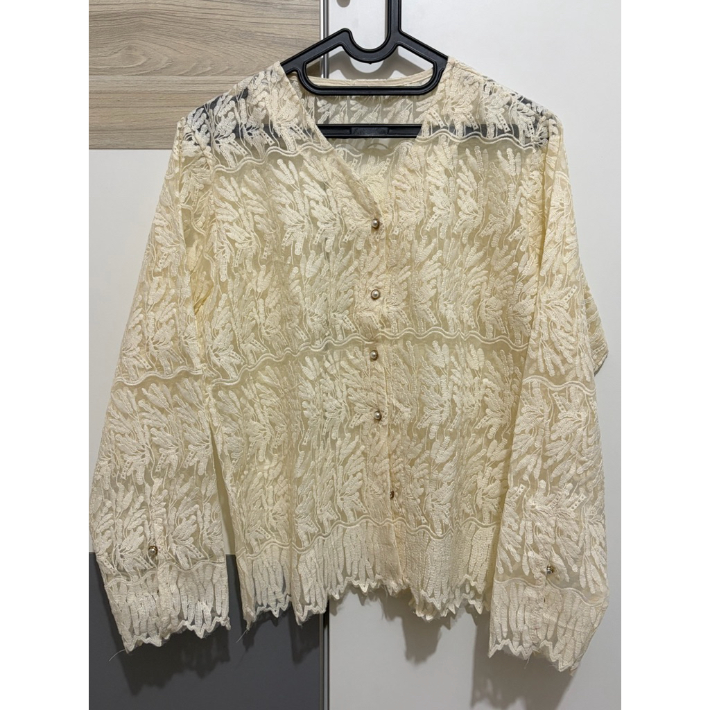 preloved brukat blouse