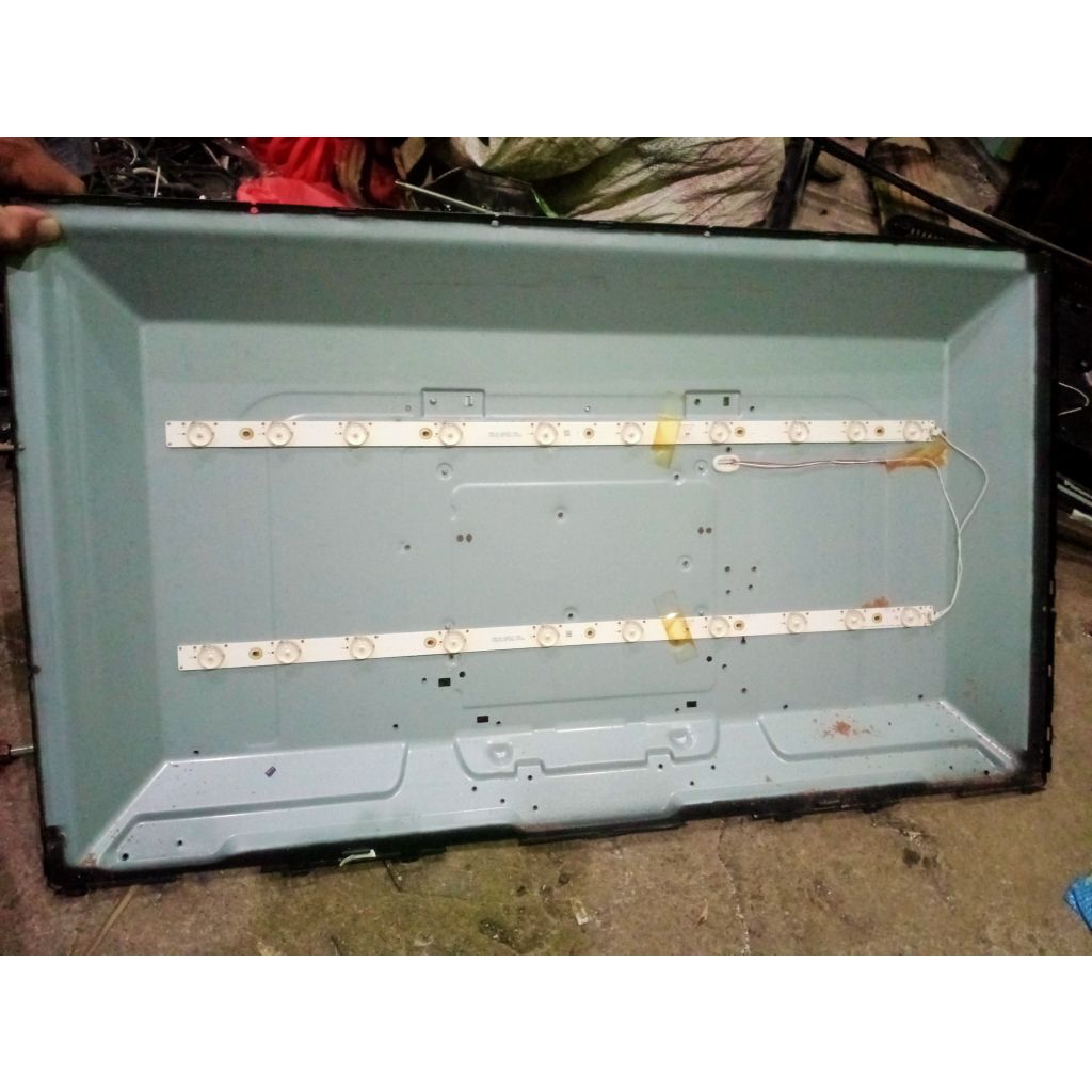 BL Backlight Panasonic TH-32C303G-32C302G Original