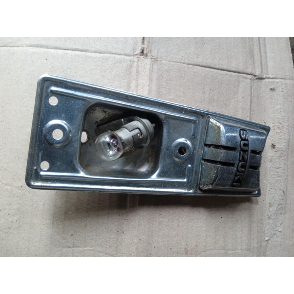 rumah reflektor lampu senja panel dasi suzuki fr70 jambul