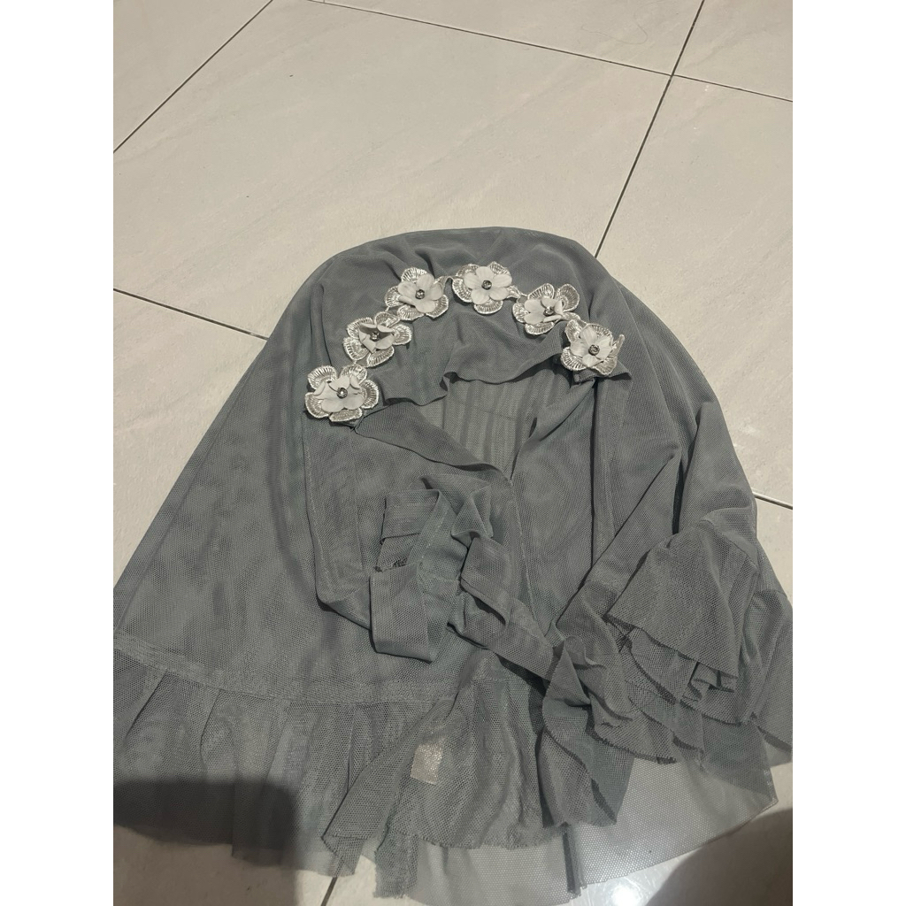 preloved happy princess hijab