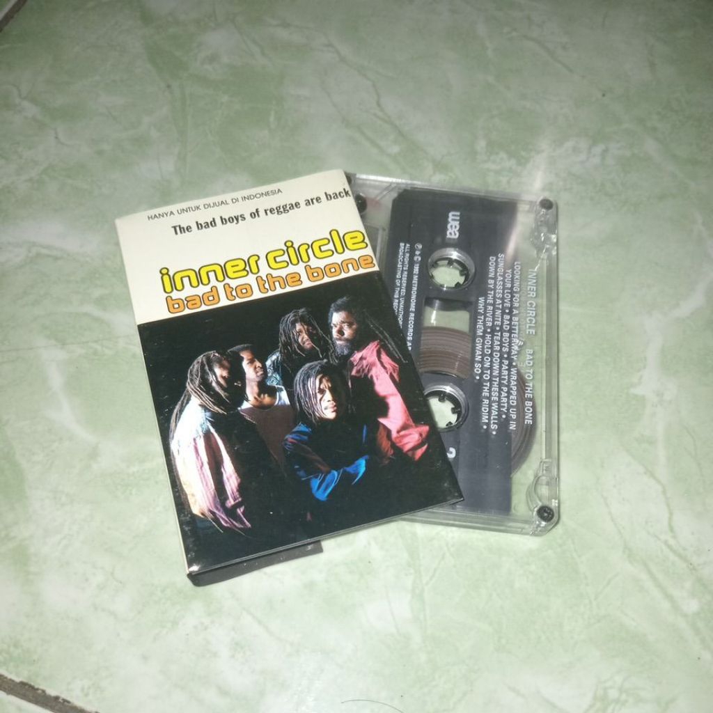 Kaset Inner Circle Bad To The Bone/1992 metronome records
