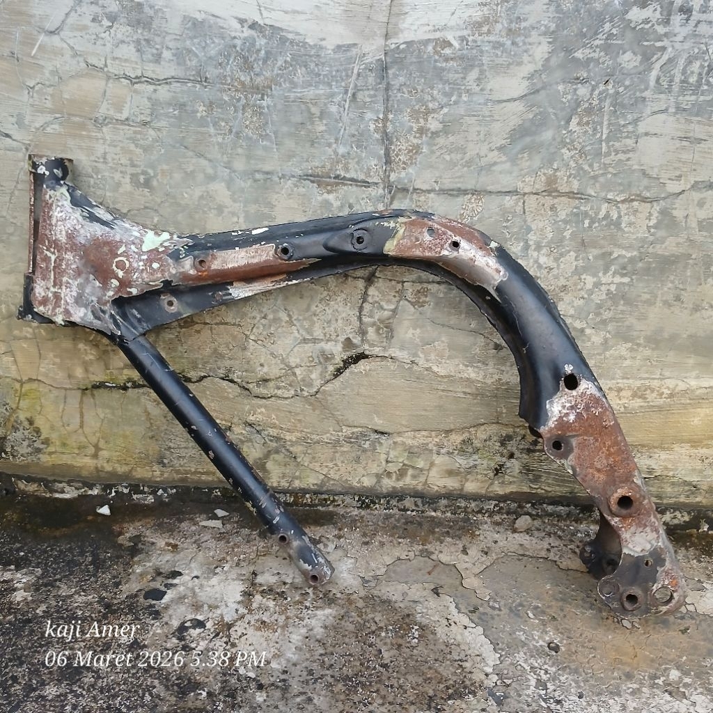 RANGKA DEPAN GL100 BALUNGAN BESAR ATAU TAHUN MUDA