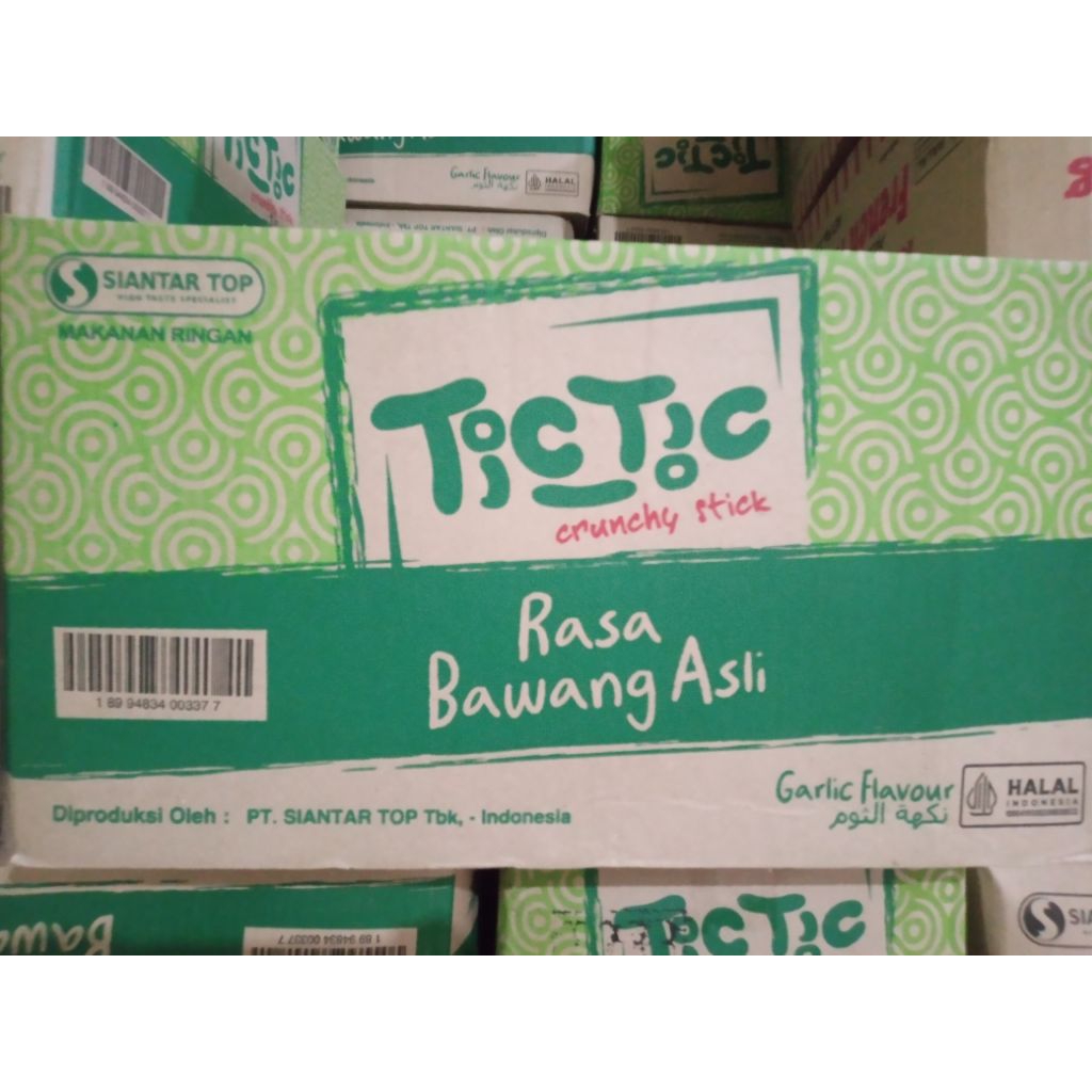 Tic Tic Snack Rasa Bawang / Tic Tic Crunchy Stick Garlic Flavour 20 gram ( Kemasan 2000 an)