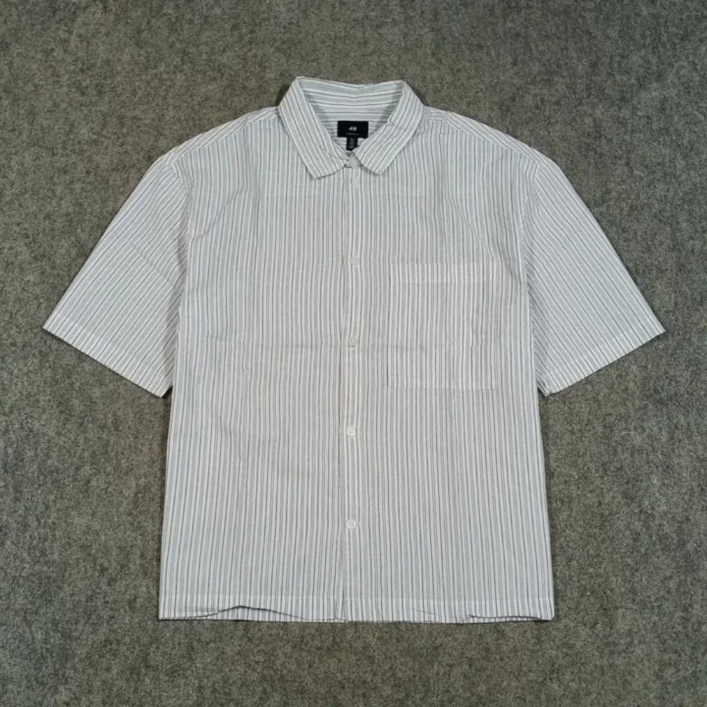 kemeja Garis garis pria lengan pendek H&M size L second