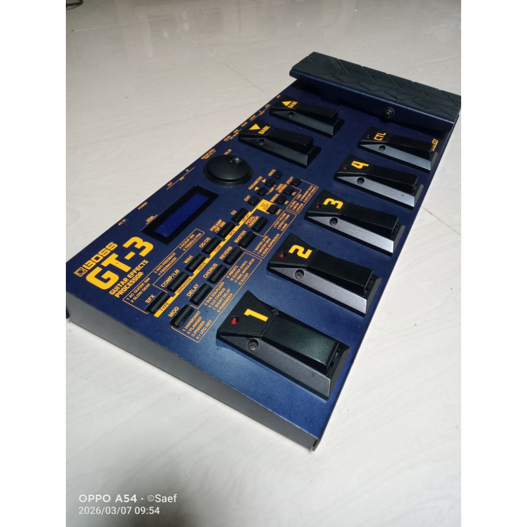 Efek Gitar Boss Gt3