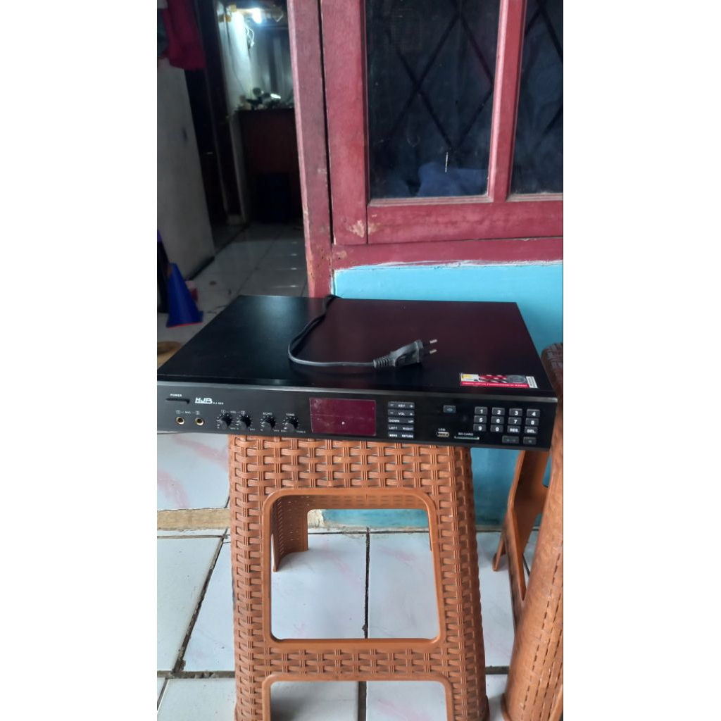 KARAJUKEBOX KJ 888 DVD PLAYER HOME THEATER HARDISK