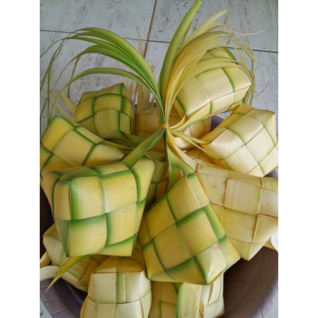 cangkang ketupat, ketupat kosong, cangkang ketupat 5 cangkang ketupat