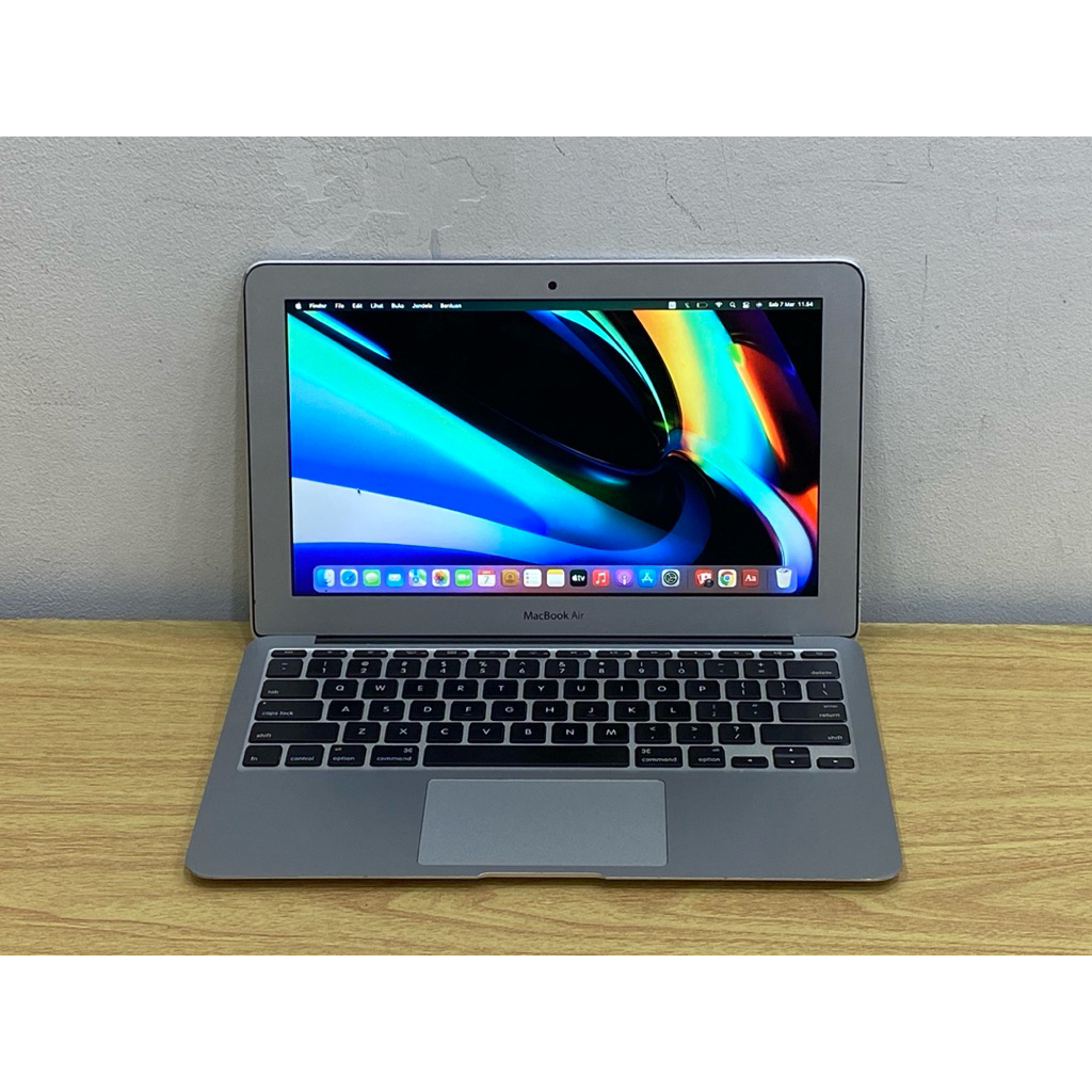 Macbook air 2015 (11 inch, Early 2015)