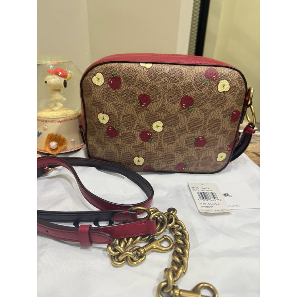 Preloved Coach Camera Bag Tan Red Apple