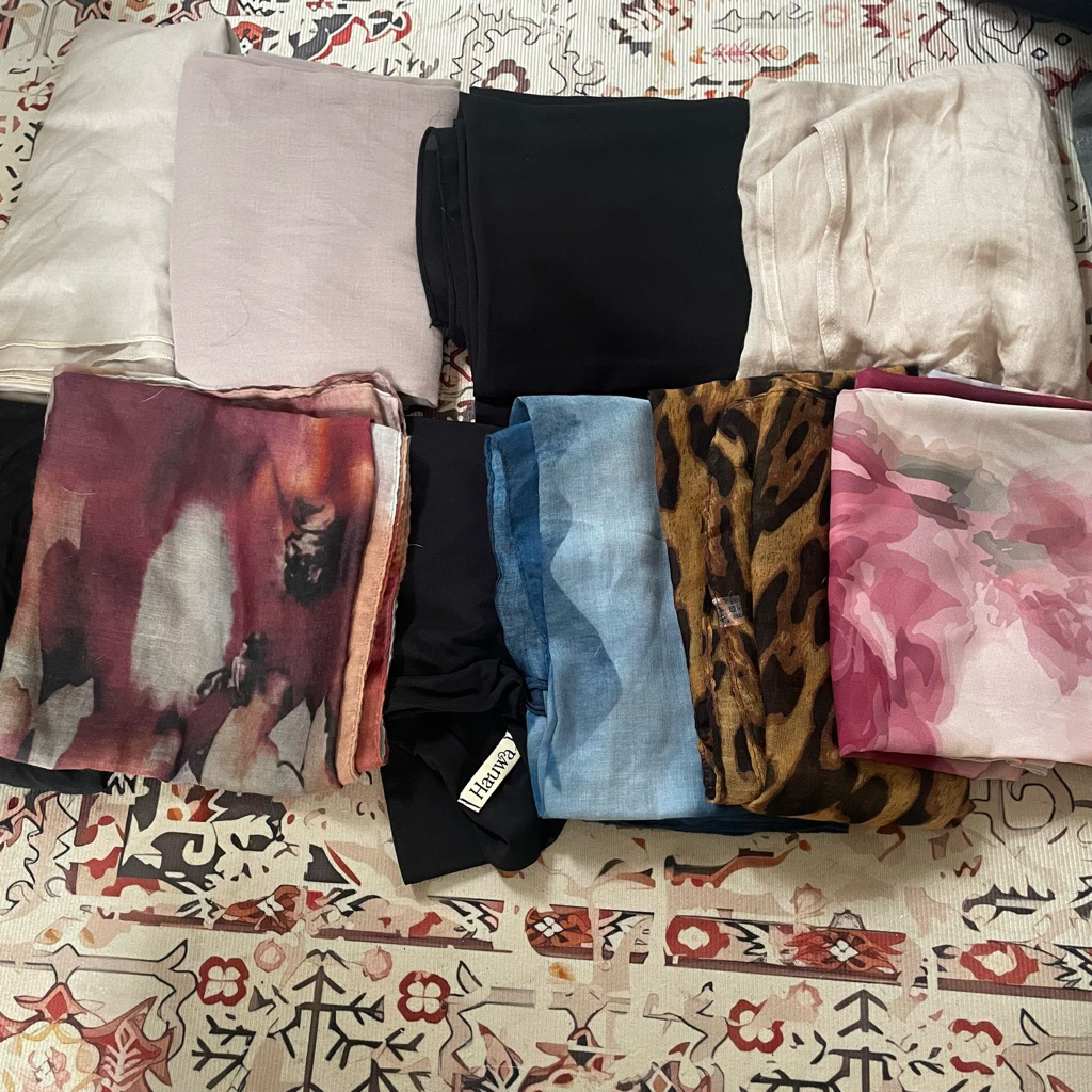 Preloved pashmina voal ceruty printed hijabqa hauwa