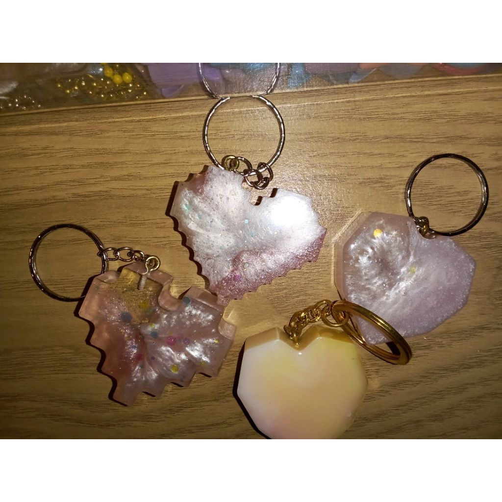 Gantungan Kunci Resin Love