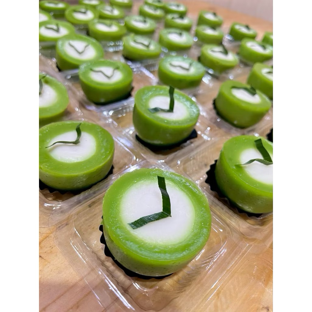 kue talam / kue mangkok talam / Kue talam / Kue talam mangkok / kue talam pandan / kue basah talam /