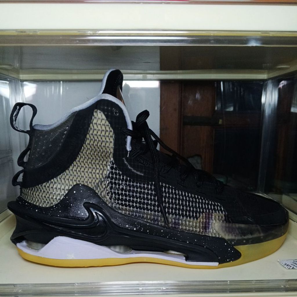 Jual Sepatu basket Second