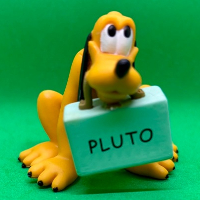 Disney - Pluto Figurine