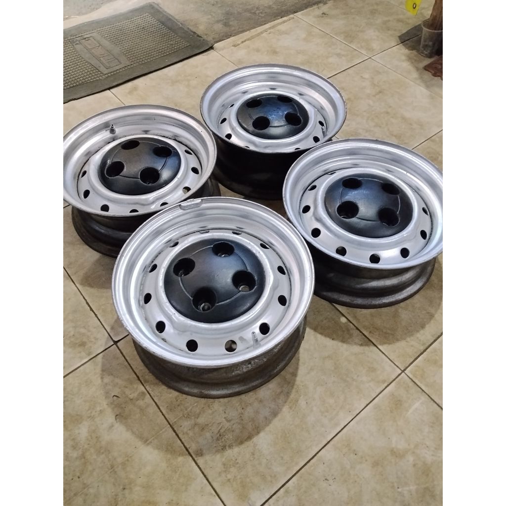 VELG KALENG KIJANG R13 4x114 + centerdop