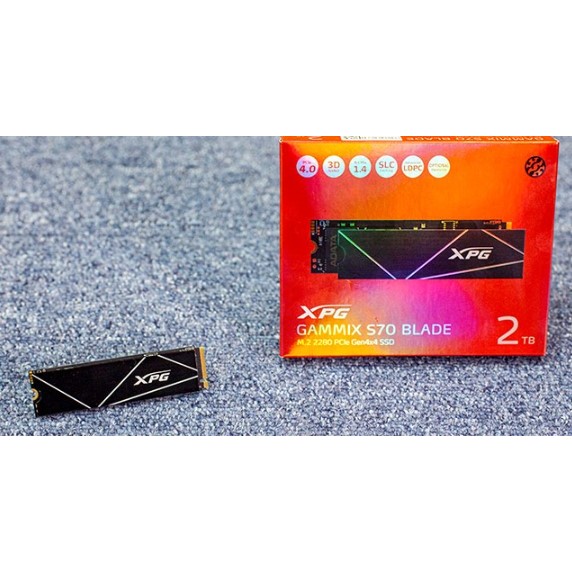 ADATA XPG GAMMIX S70 Blade 2TB  PCIe 4.0 GEN 4 SSD