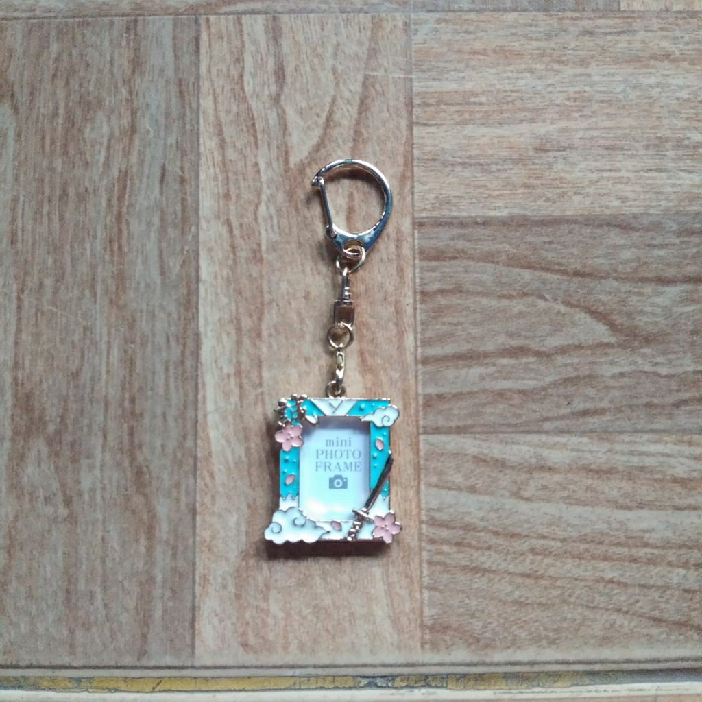 Daiso Keychain Mini Frame Photo
