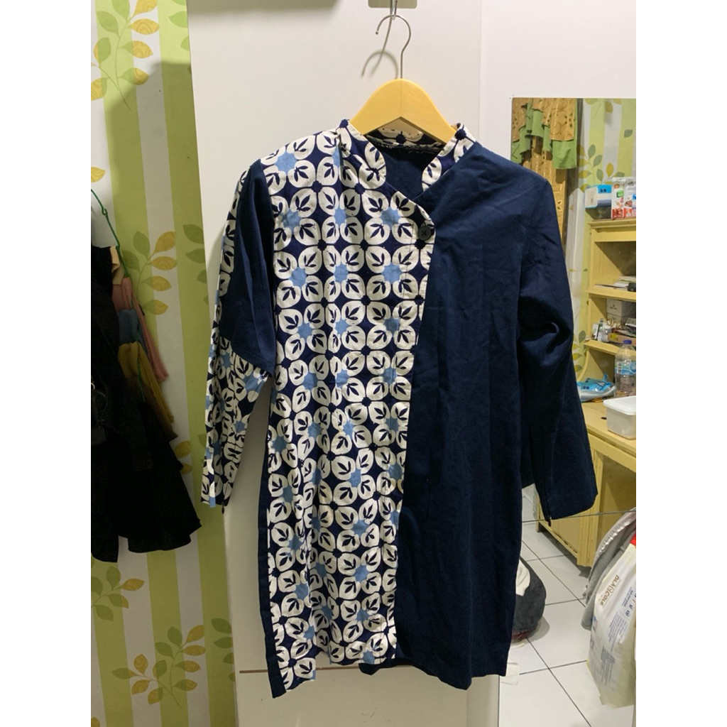 SALE Preloved Atasan Batik Wanita