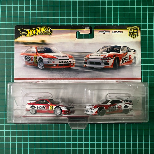Hot Wheels Two Pack Premium - Nissan 240SX (S14) & Nissan Silvia (S15)
