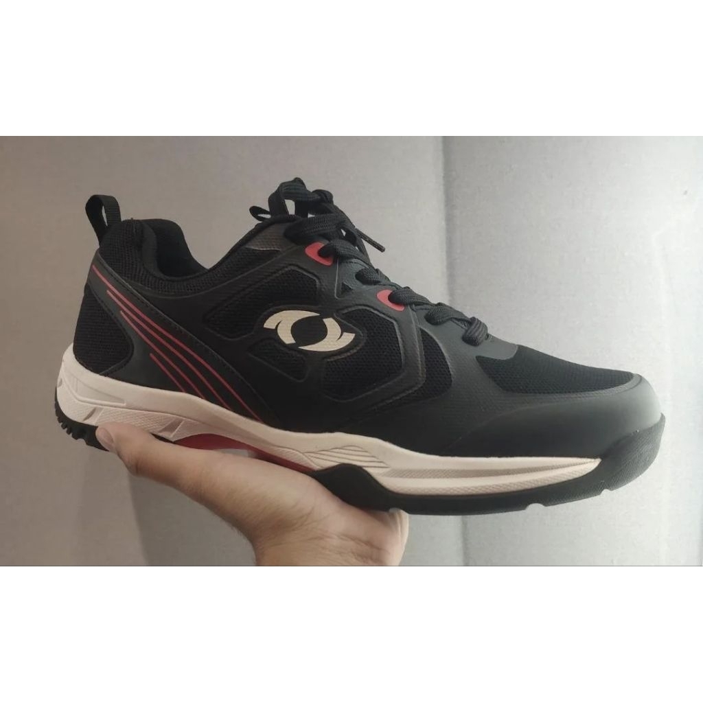 Sepatu Badminton Astec