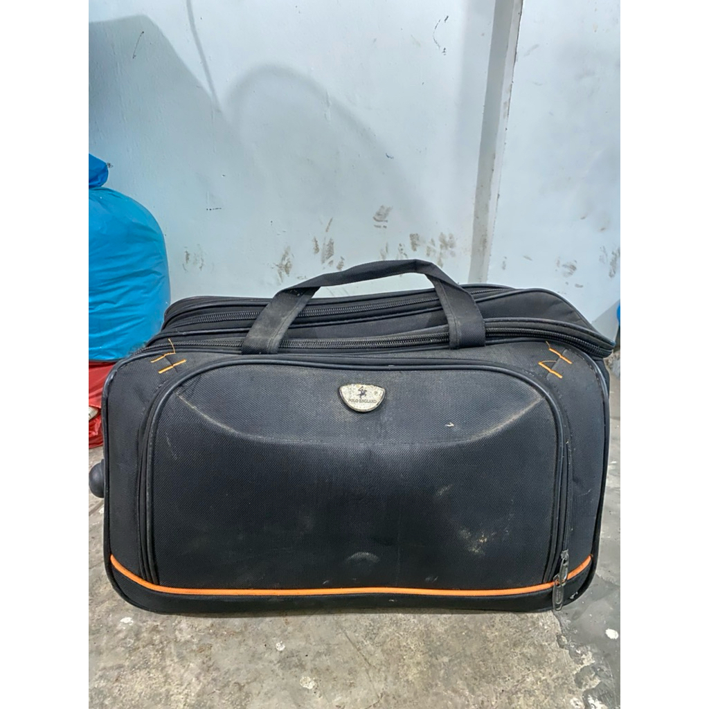 PL Trolley Bag POLO ENGLAND 23inch Hitam Dewasa NO MINUS (Berdebu sedikit luaran). Iz
