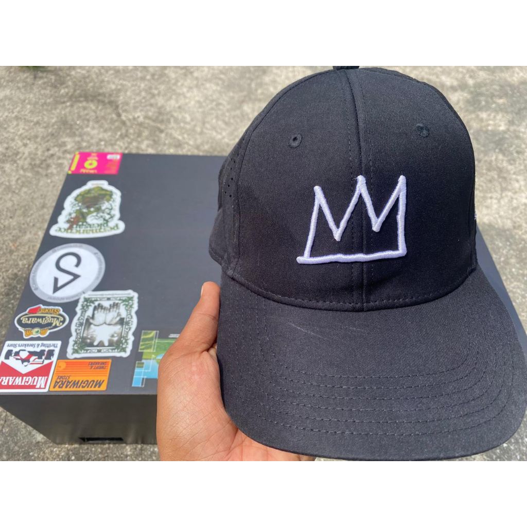 Topi jean-Michel Basquiat second dewasa