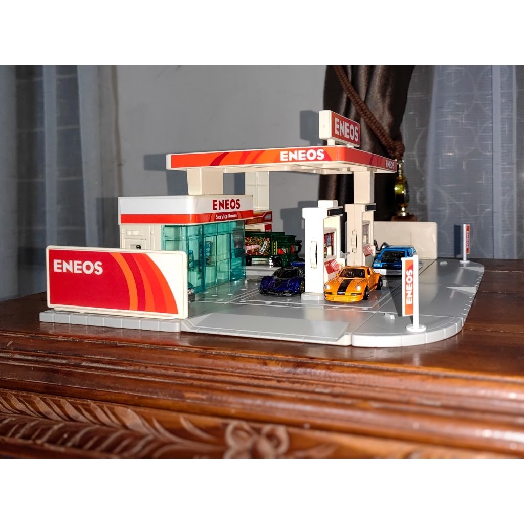 Diorama MiniGT Hot Wheels Diecast 1:64 Pom Bensin Miniatur SPBU