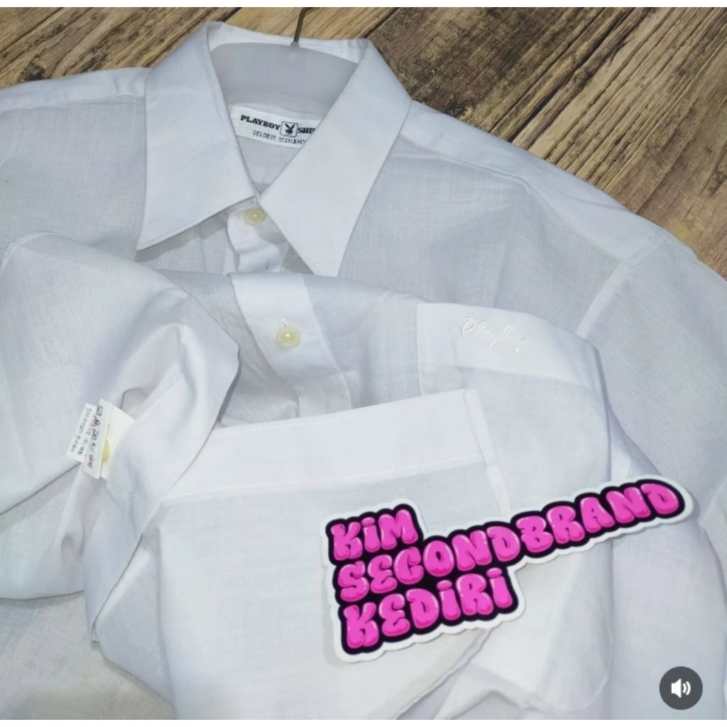 kemeja basic polos warna putih lengan pendek playboy