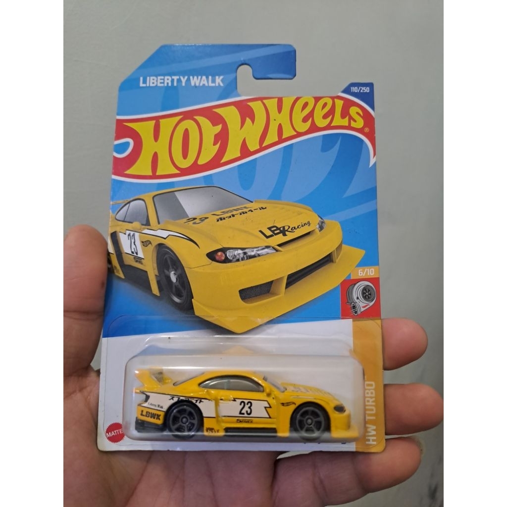 Hot Wheels LBWK Nissan Silvia S15 Kuning + protektor