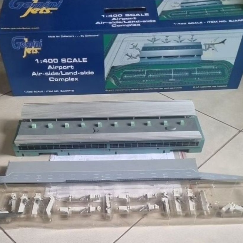 preloved Airport Air-siide/Land-Side Complex 1/400