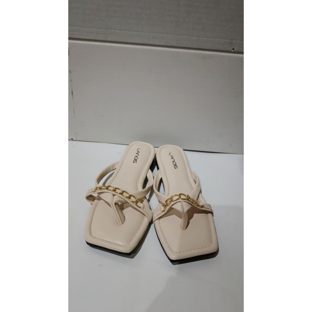 Preloved sendal wanita