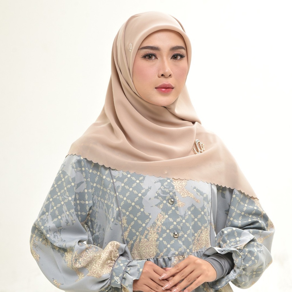 Rabbani -  Kerudung Segi Empat Zahira Solder M