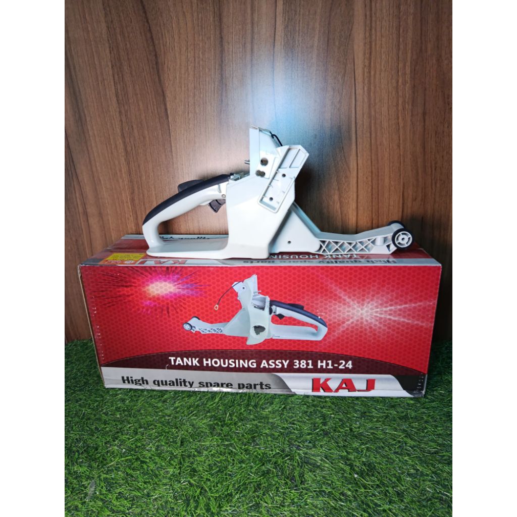 BODI TANGKI MINYAK SINSO 381 038 KAJ/BODY TANGKI MINYAK CHAINSAW 381 038 KAJ/FUEL TANK ASSY CHAINSAW